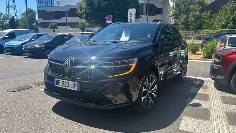 Noir Utilisé 2025 Renault Austral Iconic SUV | 45 500 € - Image 1/4