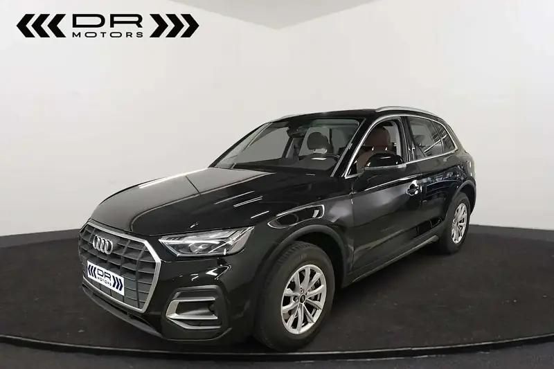 Noir Utilisé 2021 Audi Q5 Business SUV | 31 995 € - Image 1/4