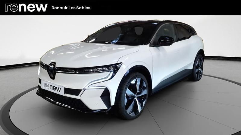 Blanc Utilisé 2023 Renault Mégane Techno Berline | 23 990 € (Bon prix) - Image 1/4