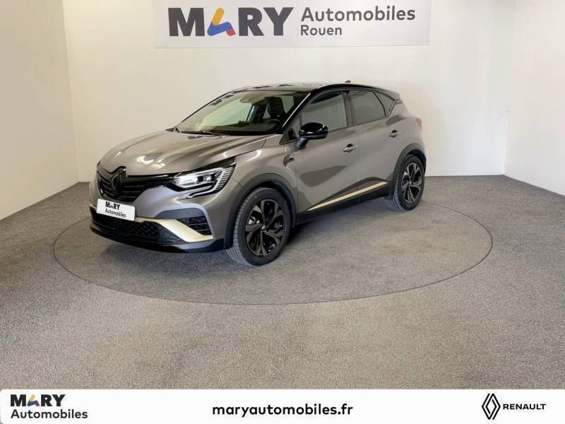 Gris Utilisé 2024 Renault Captur Engineered SUV | 25 790 € (Prix cher) - Image 1/3