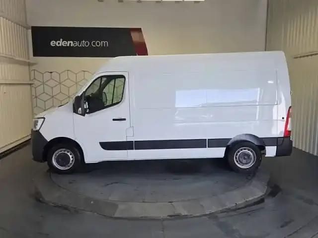 Occasion Renault Master 135 ch (99 kW) 2024 Blanc Berline