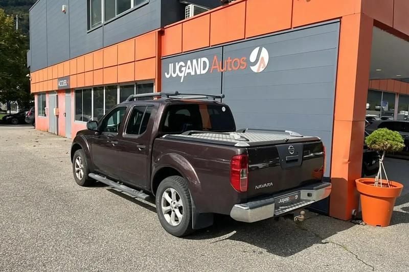 Brun Utilisé 2012 Nissan Navara Pick-up | 15 980 € - Image 1/4