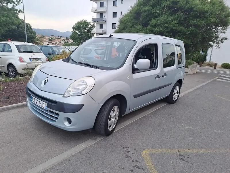 Occasion 2012 Renault Kangoo | 7 300 € (Prix juste) - Image 1/4