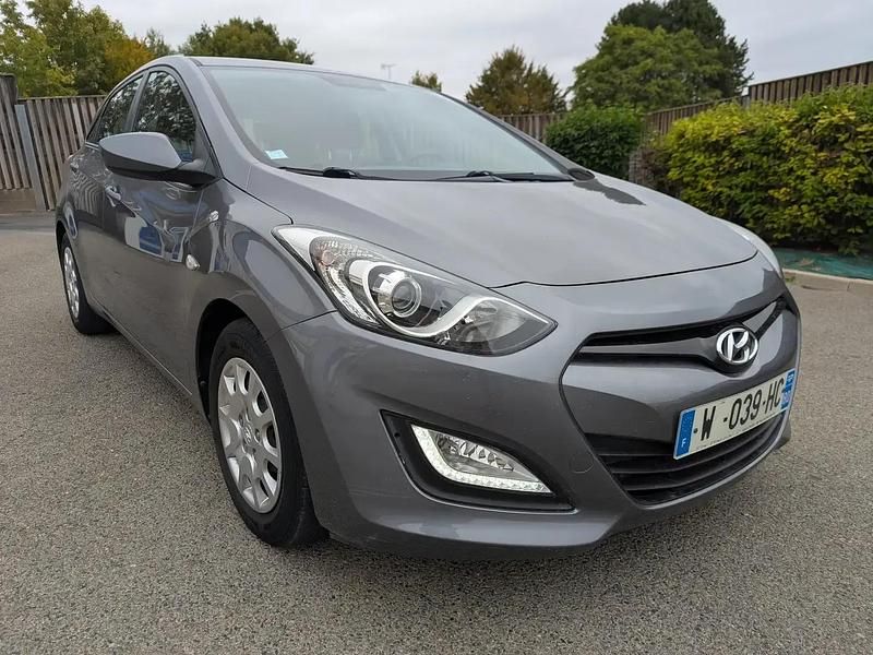Occasion 2015 Hyundai i30 Berline | 9 980 € (Prix juste) - Image 1/4