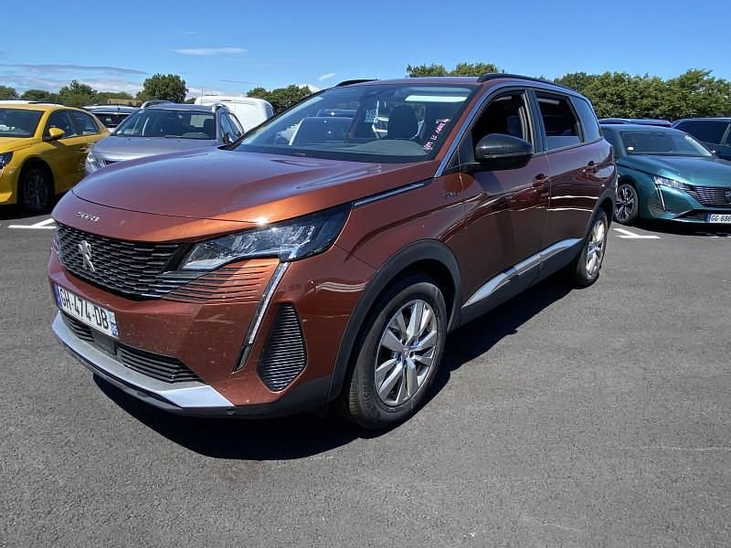 Utilisé 2022 Peugeot 5008 S Monospace | 20 900 € (Prix juste) - Image 1/4