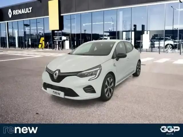 Blanc Utilisé 2022 Renault Clio V LIMITED Berline | 16 999 € (Prix juste) - Image 1/4
