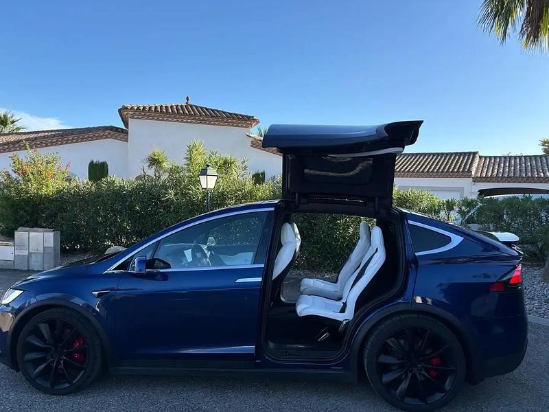 Bleu Utilisé 2020 Tesla Model X Performance SUV | 58 000 € - Image 1/4