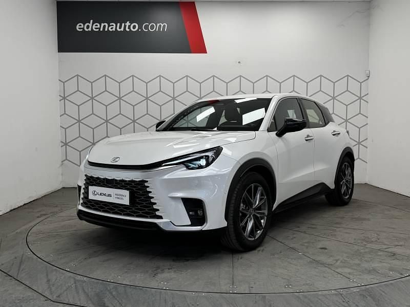 Utilisé 2024 Lexus LBX SUV | 37 490 € (Prix juste) - Image 1/4