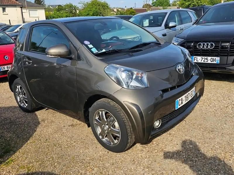 Utilisé 2012 Toyota iQ Citadine | 11 990 € - Image 1/4