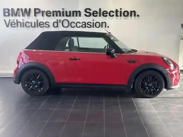 Occasion Mini Cooper Cabriolet Premium Plus 137 ch (100 kW) 2022 Chili red Cabriolet