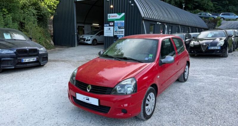Rouge Utilisé 2012 Renault Clio II Campus Citadine | 4 000 € (Super prix) - Image 1/4