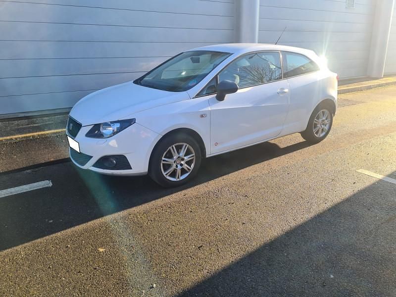 Utilisé 2011 Seat Ibiza Copa Citadine | 5 490 € - Image 1/3