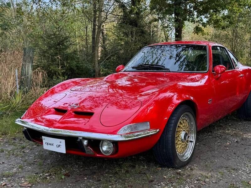 Rouge Utilisé 1970 Opel GT Coupé | 47 990 € - Image 1/4