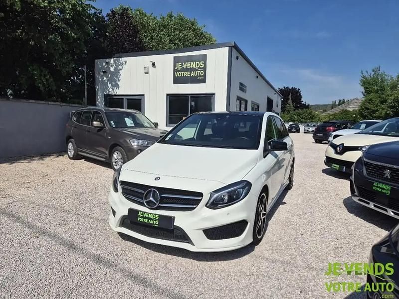 Blanc Utilisé 2014 Mercedes B200 Monospace | 13 990 € - Image 1/4