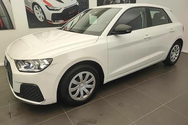 Blanc cortina Utilisé 2023 Audi A1 Sportback Citadine | 17 887 € (Super prix) - Image 1/4