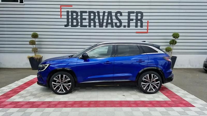 Bleu Utilisé 2024 Renault Austral Iconic SUV | 33 499 € (Prix juste) - Image 1/4