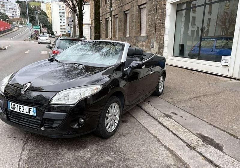 Occasion Renault Mégane III 131 ch (96 kW) 2010 Noir Cabriolet