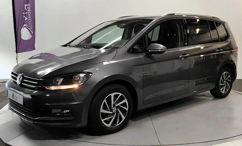 Gris Utilisé 2017 VW Touran Sound Monospace | 17 100 € (Prix cher) - Image 1/4