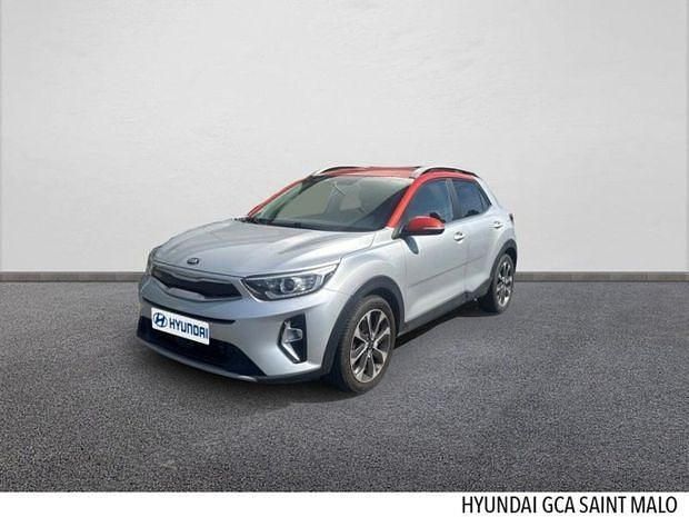 Gris Utilisé 2021 Kia Stonic Launch Edition SUV | 13 990 € (Prix juste) - Image 1/4
