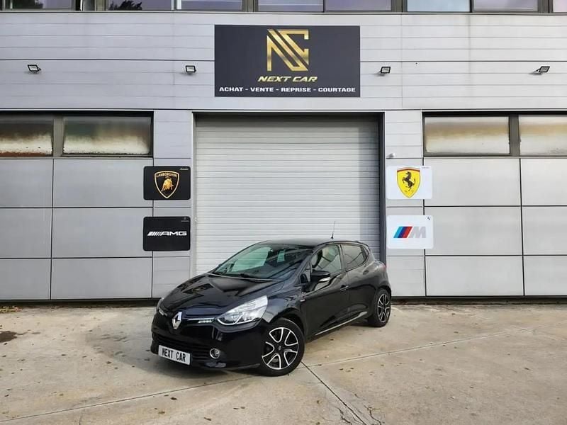Noir Utilisé 2014 Renault Clio IV LIMITED Berline | 6 990 € (Prix juste) - Image 1/4