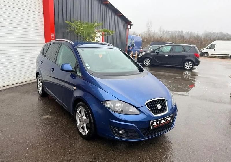 Occasion Seat Altea XL 162 ch (119 kW) 2013 Bleu Monospace