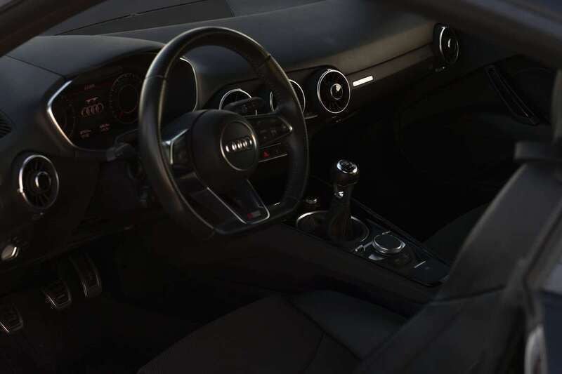 Image 4/4