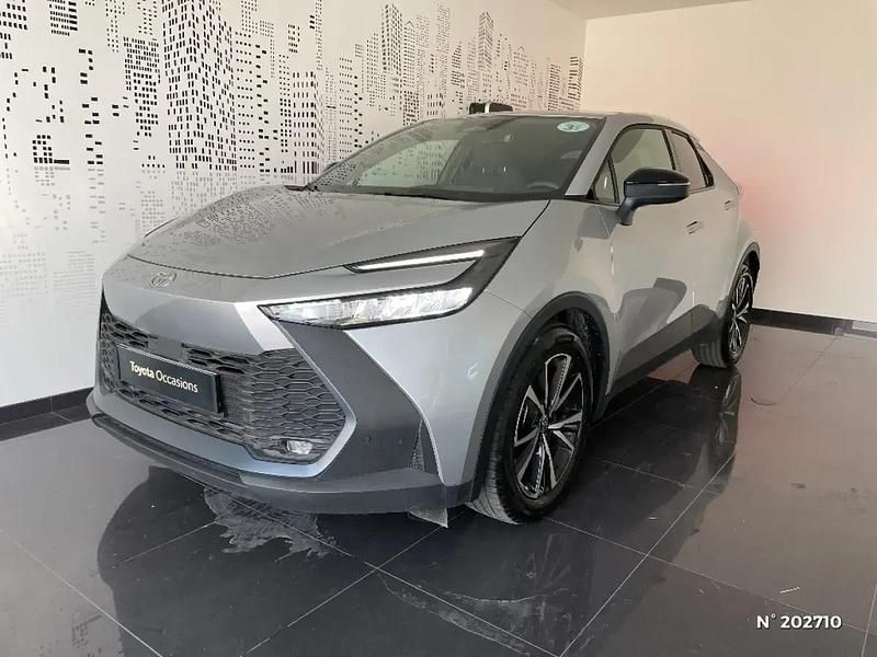 Gris Utilisé 2024 Toyota C-HR Design SUV | 27 980 € (Prix juste) - Image 1/4