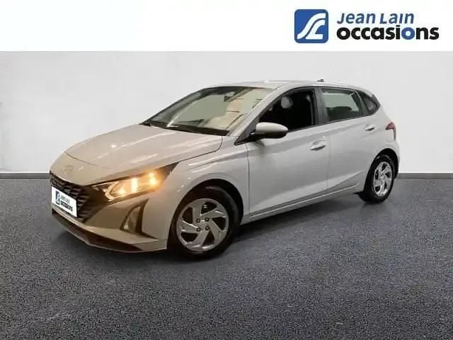 Gris Occasion 2024 Hyundai i20 Berline | 17 290 € (Prix juste) - Image 1/4