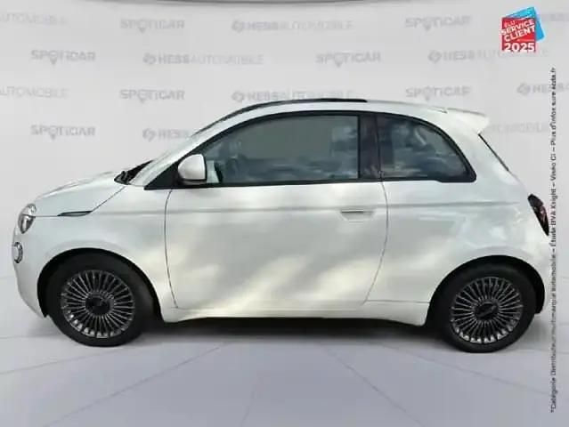 Occasion Fiat 500e 88 kW (120 ch) 2022 Blanc Citadine