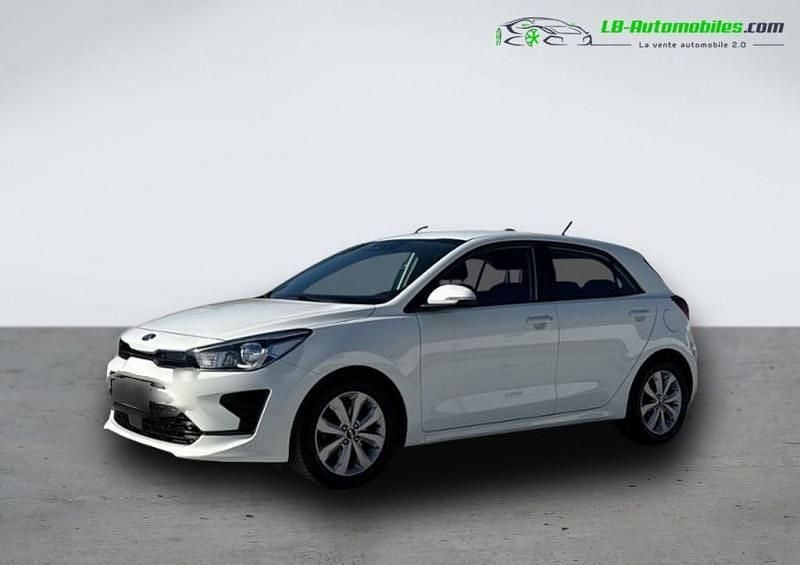 Utilisé 2021 Kia Rio Citadine | 17 300 € (Prix juste) - Image 1/4