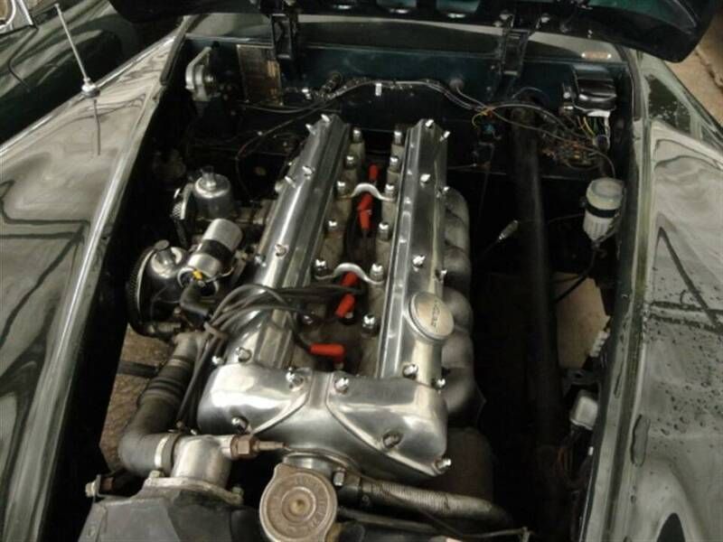 Image 3/4