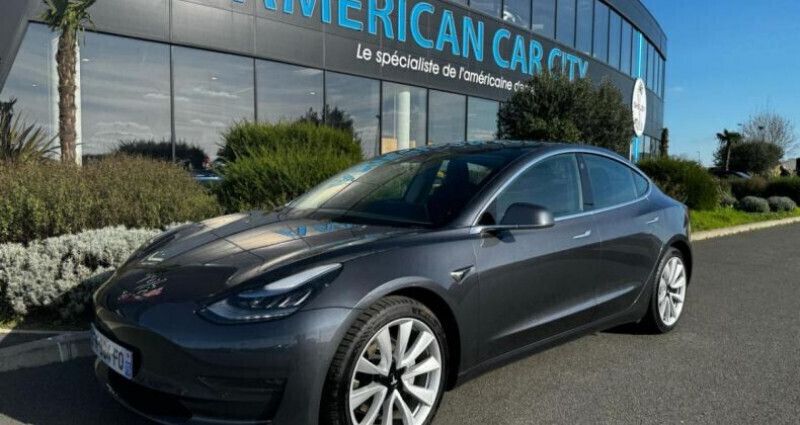 Gris Utilisé 2019 Tesla Model 3 Long Range Berline | 32 490 € (Prix juste) - Image 1/4