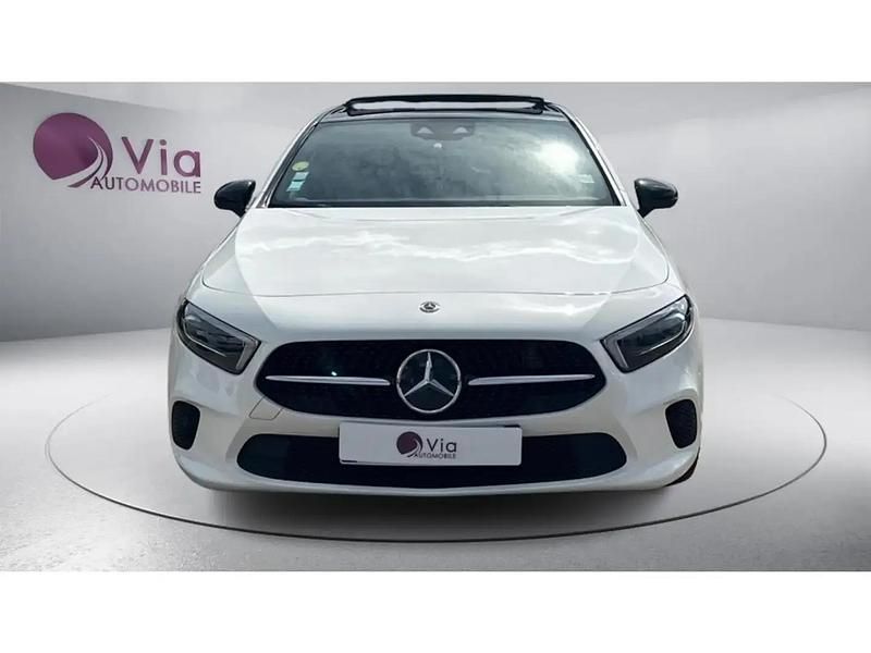Occasion Mercedes A180 AMG line 116 ch (85 kW) 2018 Blanc Berline