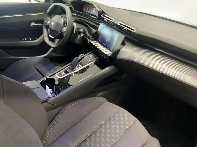 Image 2/4