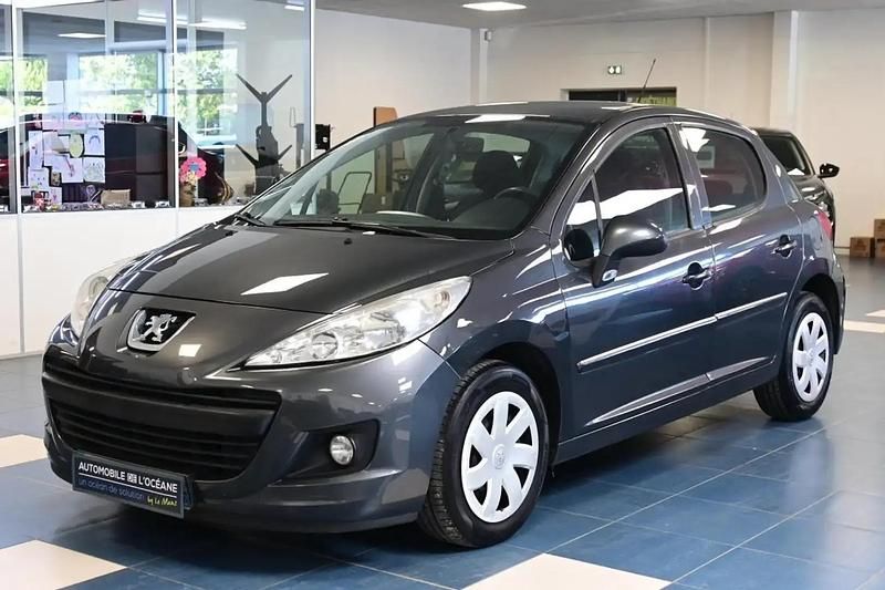 Gris Utilisé 2011 Peugeot 207 Access Berline | 6 496 € (Prix cher) - Image 1/4