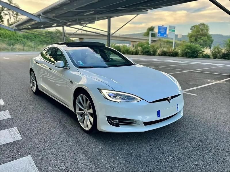 Utilisé 2017 Tesla Model S Citadine | 42 900 € - Image 1/4