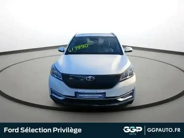 Nouvelle Seres 3 2025 Blanc lunaire métallisée SUV