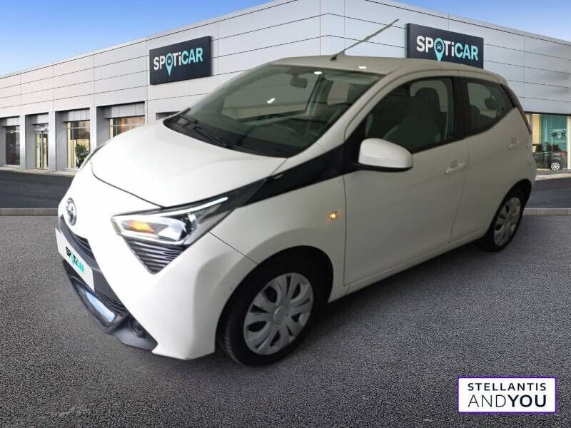 Blanc Utilisé 2019 Toyota Aygo X-play Citadine | 12 489 € (Prix juste) - Image 1/4