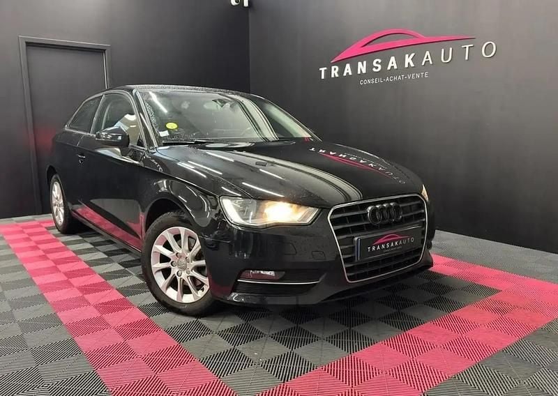 Noir Occasion 2014 Audi A3 Ambition Berline | 8 990 € (Prix cher) - Image 1/4