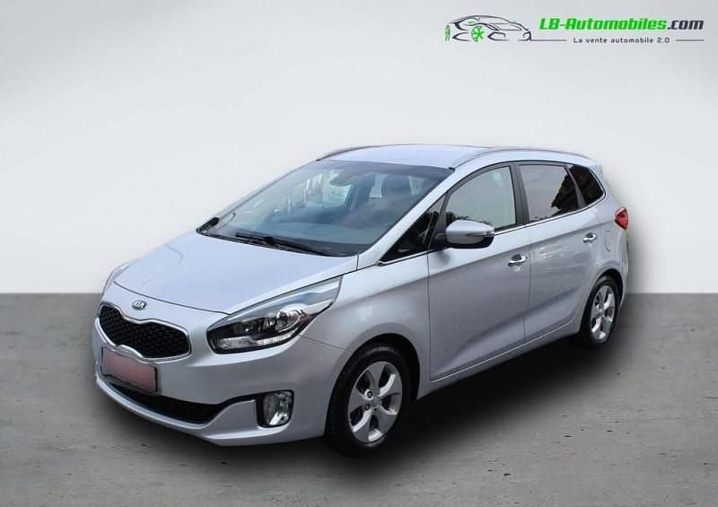 Utilisé 2015 Kia Carens Monospace | 16 700 € (Prix juste) - Image 1/4