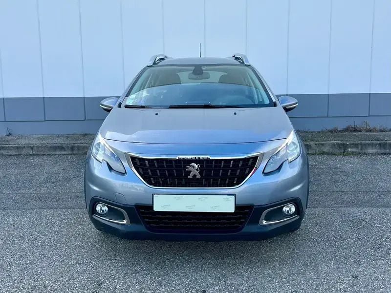 Gris Occasion 2019 Peugeot 2008 Signature Sky SUV | 9 999 € (Super prix) - Image 1/4