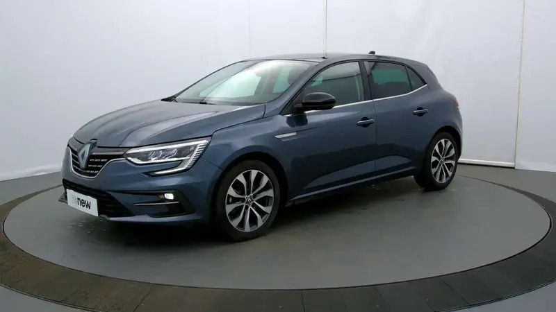 Gris Utilisé 2024 Renault Mégane IV Techno Berline | 21 490 € (Prix juste) - Image 1/4