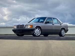 Beige Utilisé 1988 Mercedes 190 Berline | 15 000 € - Image 1/4