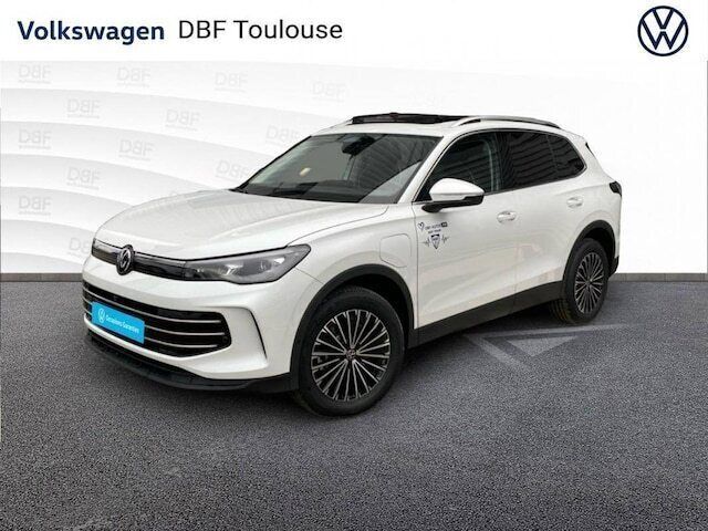 Blanc Utilisé 2024 VW Tiguan SUV | 48 890 € (Super prix) - Image 1/4