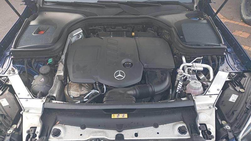 Occasion Mercedes GLC300 Business 2021