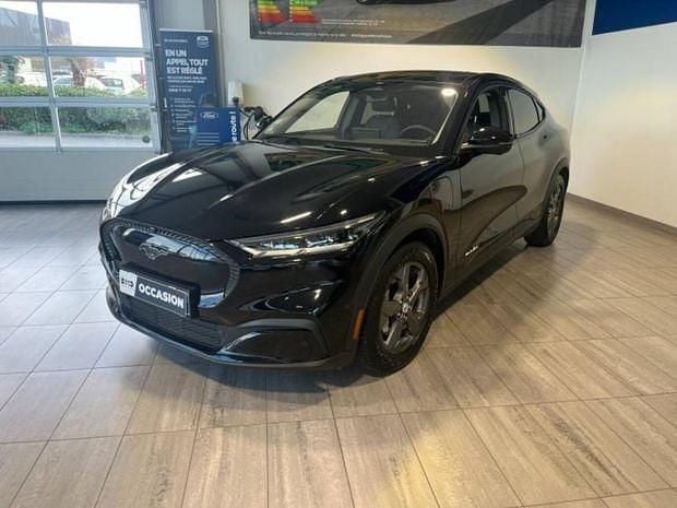 Noir Utilisé 2021 Ford Mustang Mach-E Extended Range SUV | 31 990 € (Prix juste) - Image 1/4