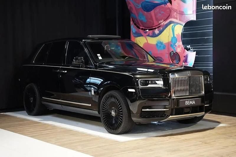 Noir Occasion 2019 Rolls Royce Cullinan SUV | 314 980 € - Image 1/4