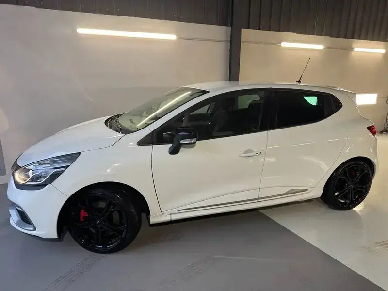 Blanc Utilisé 2016 Renault Clio IV R.S. Berline | 15 990 € (Prix juste) - Image 1/4