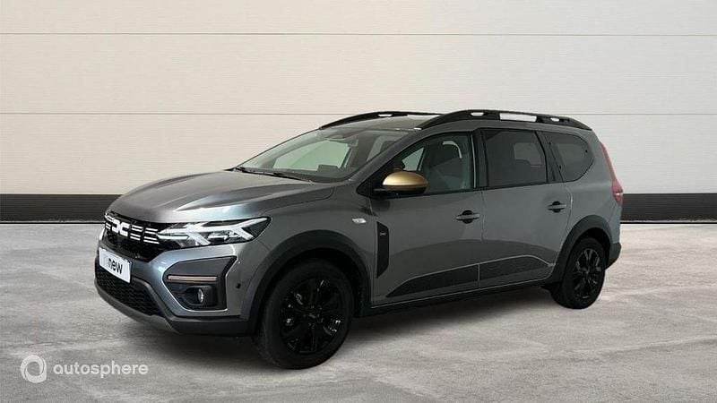 Gris Utilisé 2025 Dacia Jogger Extreme Monospace | 22 990 € (Prix juste) - Image 1/4