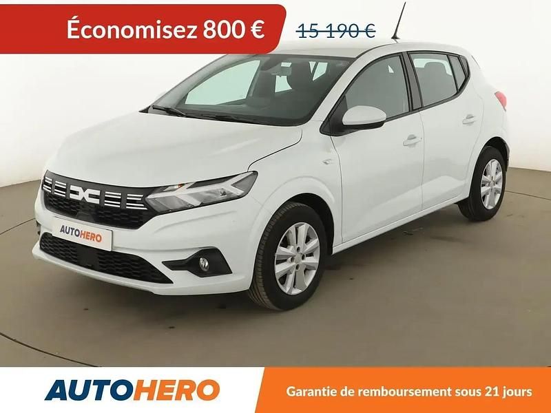 Blanc Occasion 2023 Dacia Sandero Expression Citadine | 14 390 € (Bon prix) - Image 1/2